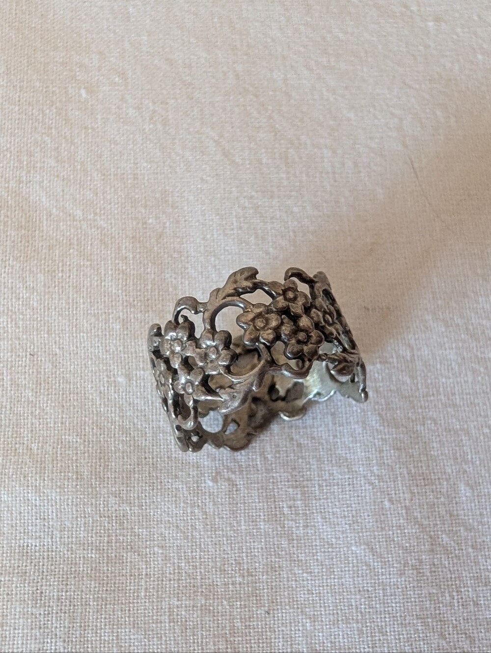 Vintage Sterling Silver Floral Filigree Wide Band Ring Forget-Me-Not Sz 7